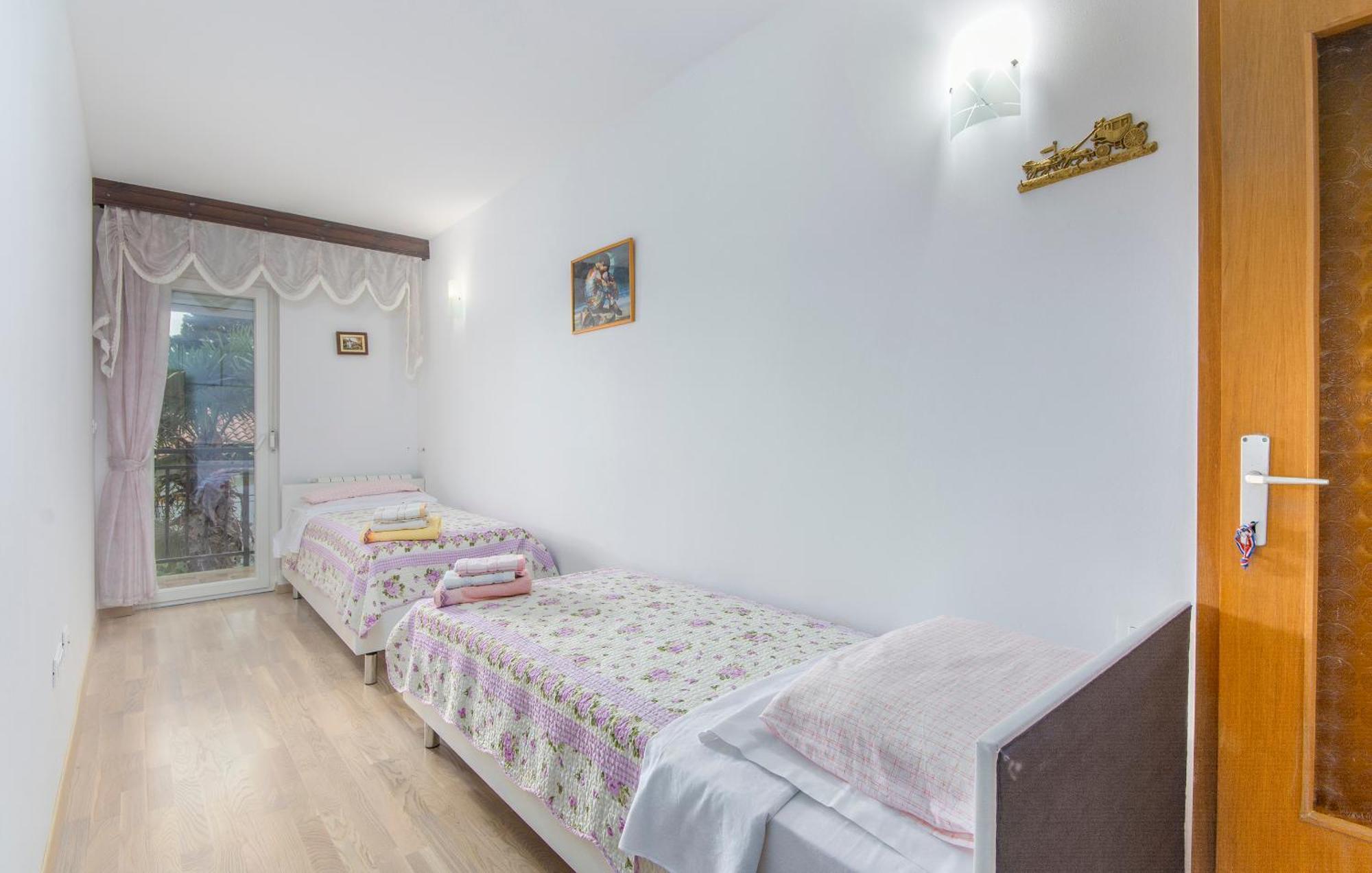 포레치 Aparments Jedro&Karlo 아파트 외부 사진